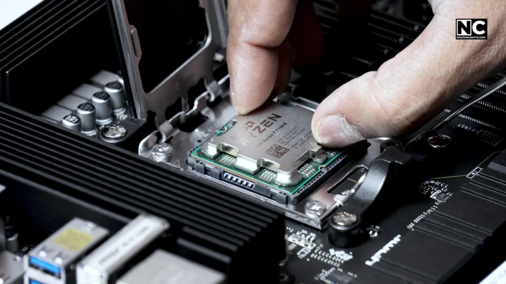 Installing the AMD Ryzen 7 7700X