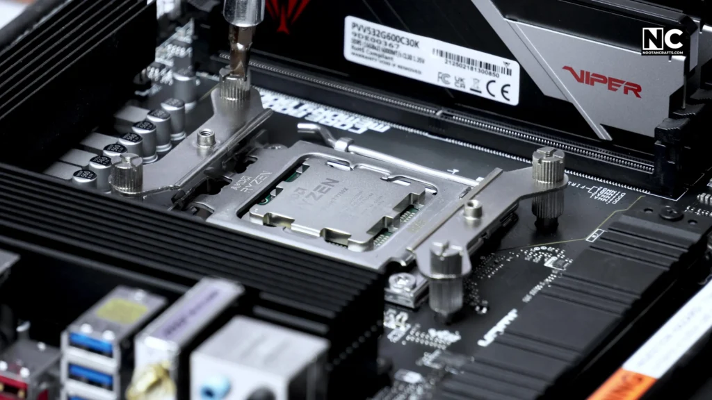 Installing the AMD5-compatible cooler plate