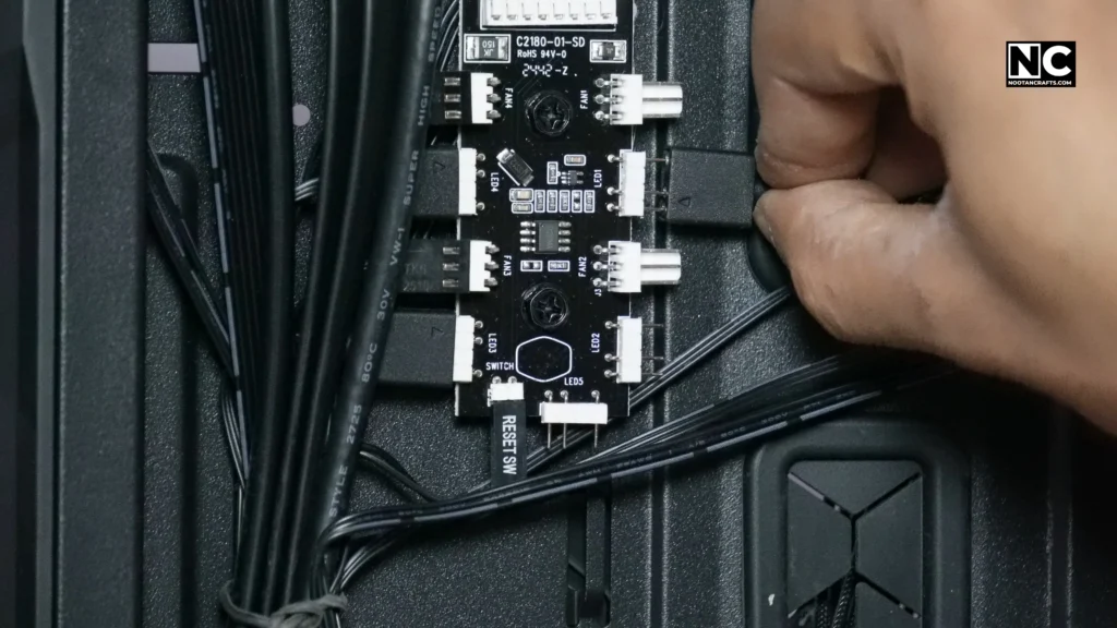 Connecting ARGB Cable