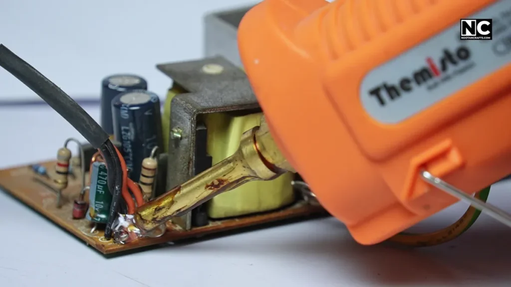 how to us a glue gun properly